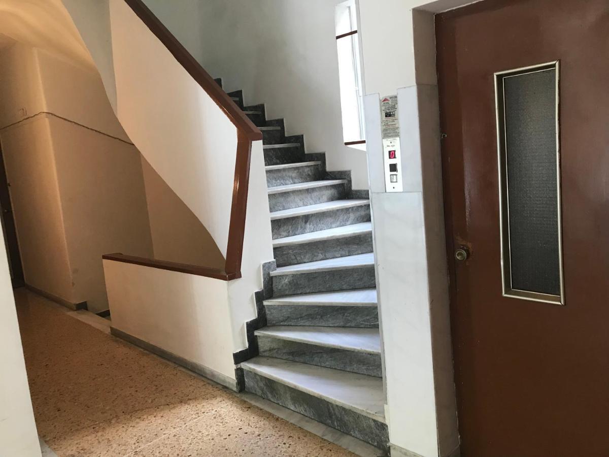 Apartament Cozy With Patio Ateny